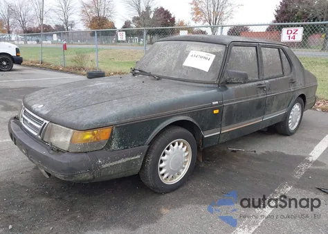 1992 Saab 900 S z USA, uszkodzony, nr VIN YS3AK45E8N2018020